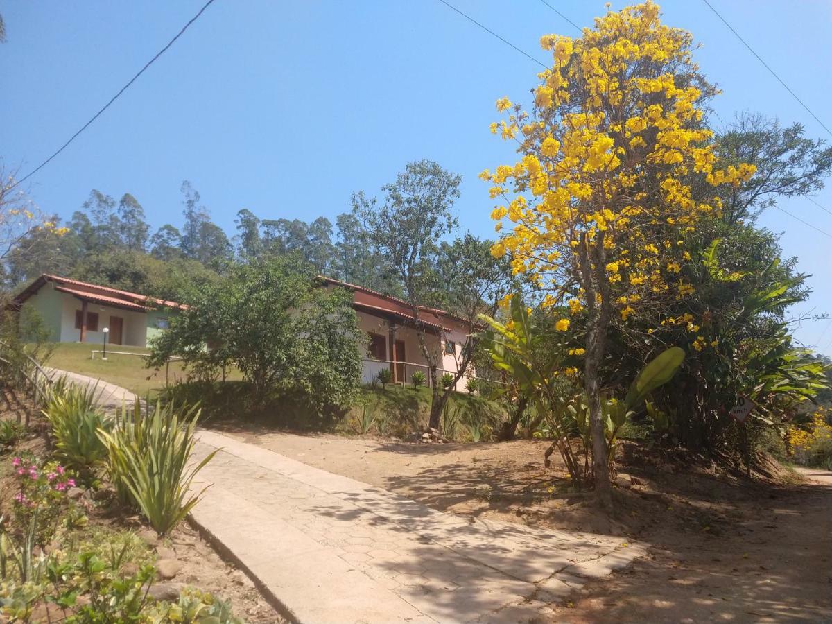 Pousada Colar De Ouro Кунха Екстериор снимка